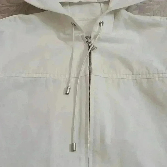 Liz Claiborne White Jacket  - Picture 7 of 13